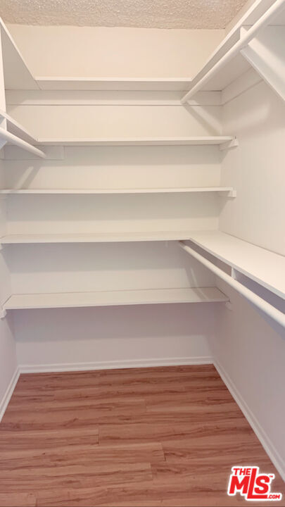 Foto del edificio - 1420 S Oakhurst Dr