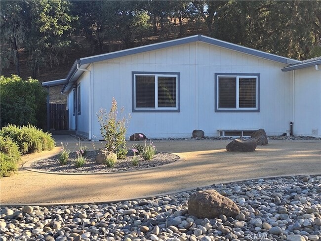 Building Photo - 2510 Bridle Trail Ln