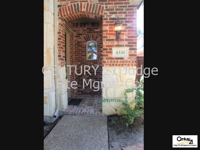 Building Photo - 4550 Childress Trl