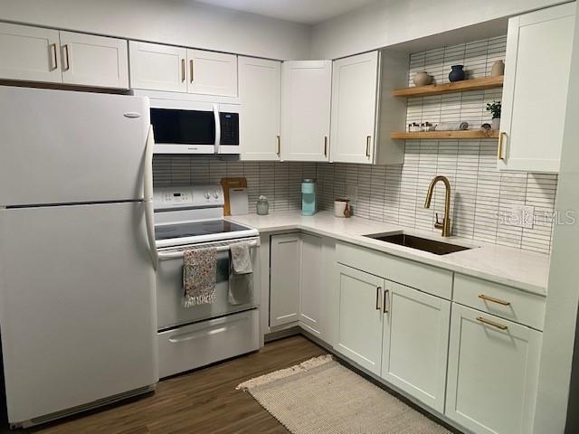 Foto del edificio - 7151 Sunset Way