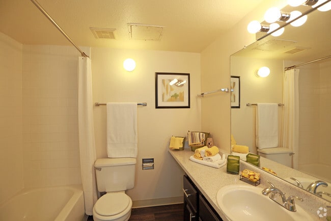 1BR, 1BA - The Birch - The Richfield