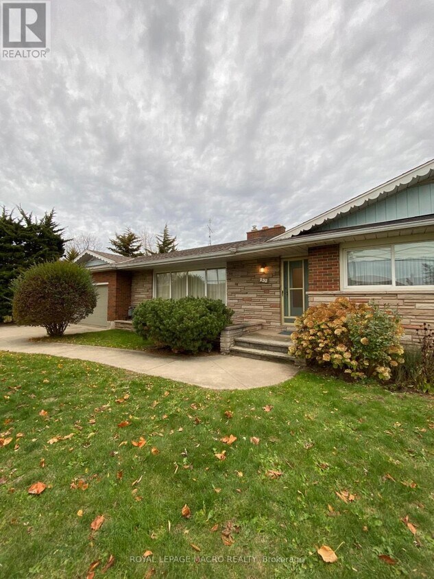 Building Photo - 232 McNeilly Rd