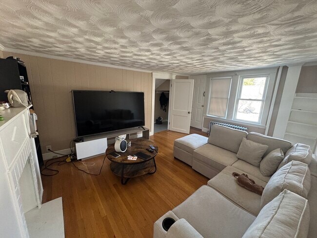 Foto del edificio - 187 Danforth St