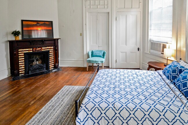 Bedroom 2 - 1414 Jena St