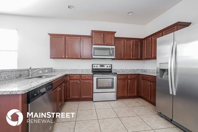 Building Photo - 1107 SW 6th Ct