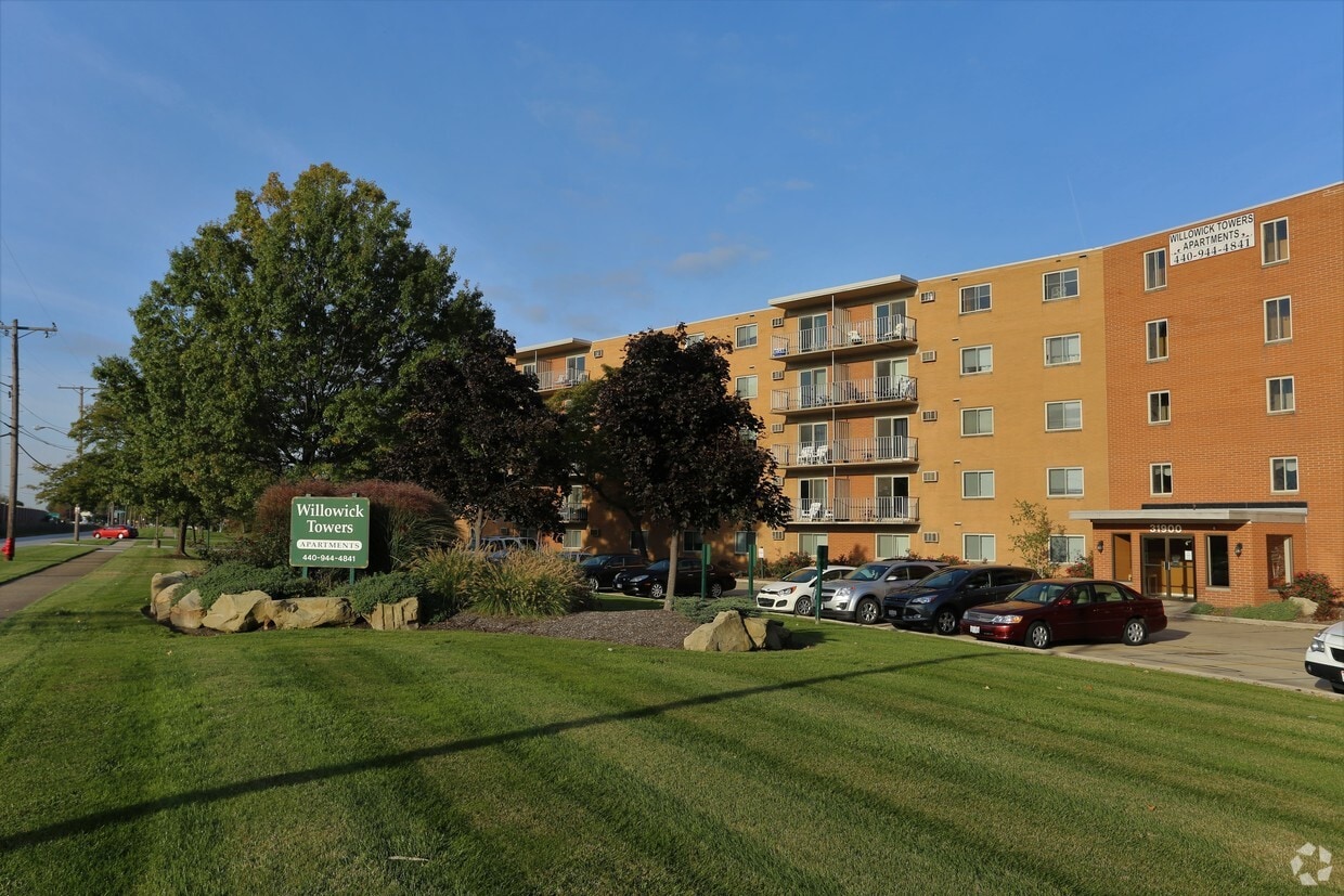 Willowick Towers 31900 N Marginal Dr Eastlake, OH