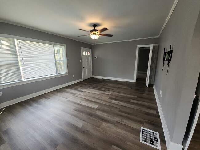 Foto del edificio - 1056 Campbell St