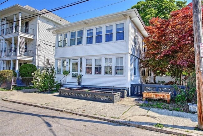 Building Photo - 43 Trenton St