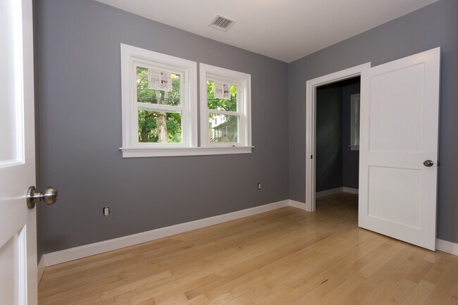 Foto del edificio - 31-33 Thornton St