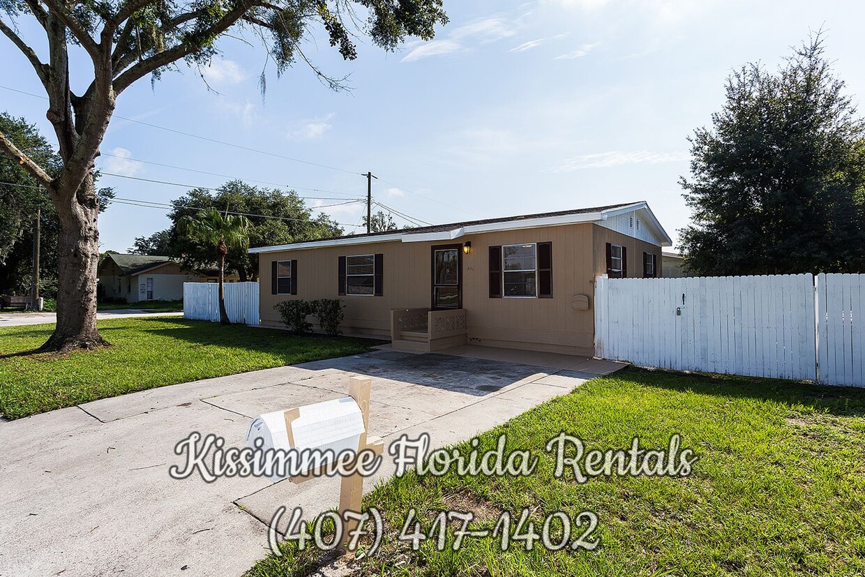 A beautiful and spacious 3 bedroom and 1 full bathroom house in the heart of Kissimmee - A beautiful and spacious 3 bedroom and 1 full  bathroom house in the heart of Kissimmee