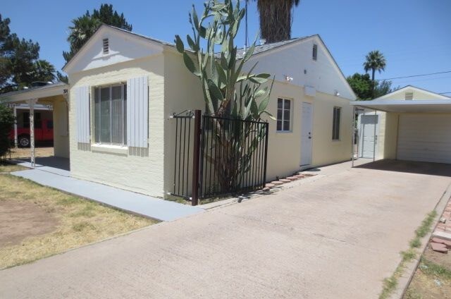Building Photo - Updated Historic 2 Bed in Central Phx