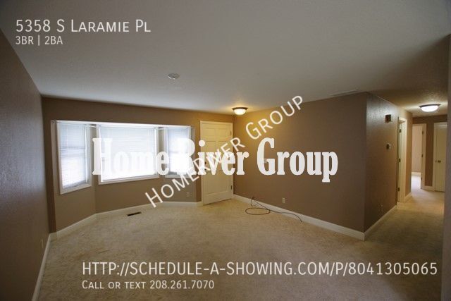 Building Photo - 5358 S Laramie Pl