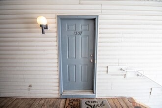 Building Photo - 1337 Waterford Dr