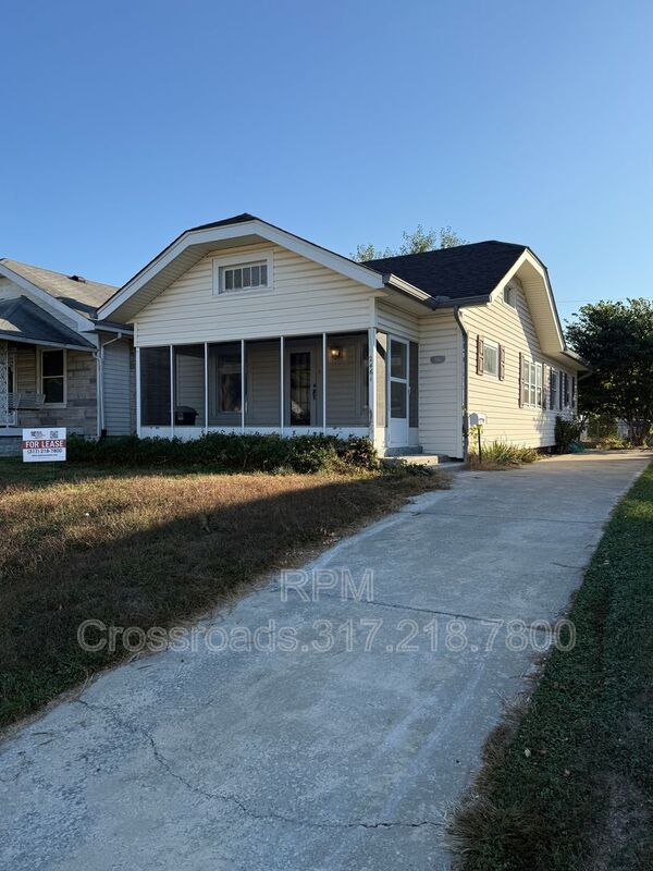 Building Photo - 2461 S Delaware St