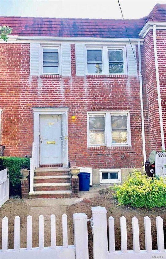 Primary Photo - 3 bedroom in Flushing NY 11358