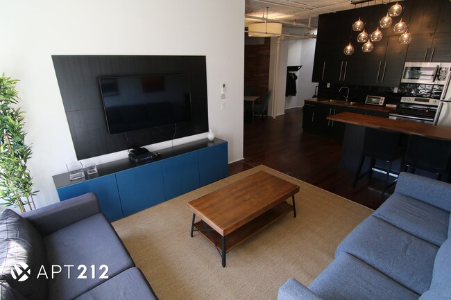 Building Photo - 50 Delancey St