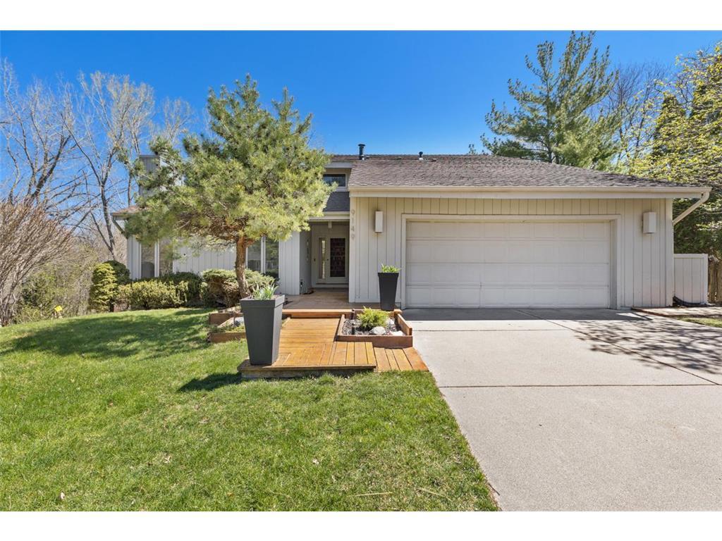 Foto principal - 9149 Yukon Ave S