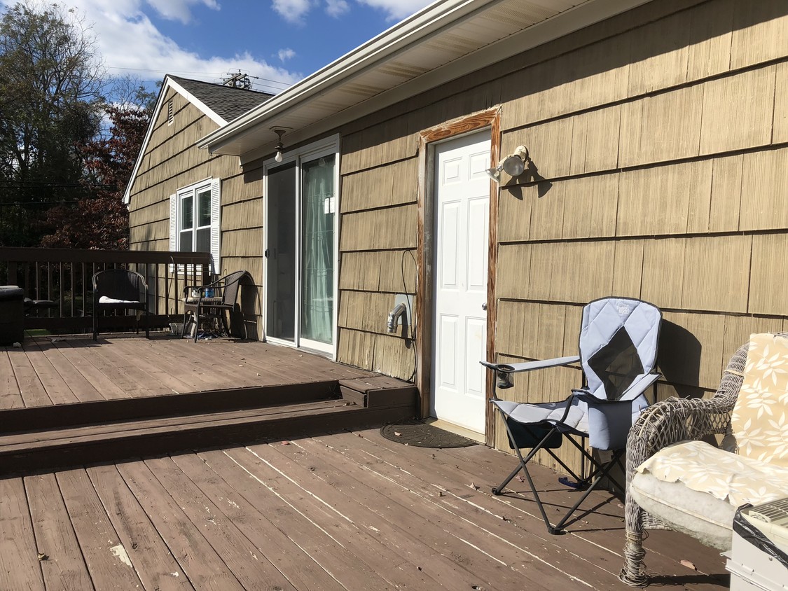 130 Dutch Lane Rd Unit Main, Marlboro, NJ 07746 Apartments in