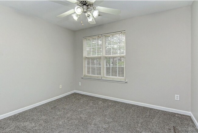 Foto del edificio - 4942 Sunset Ridge Ct