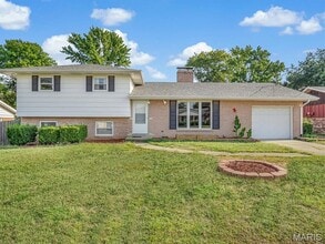 Building Photo - 106 Dana Dr