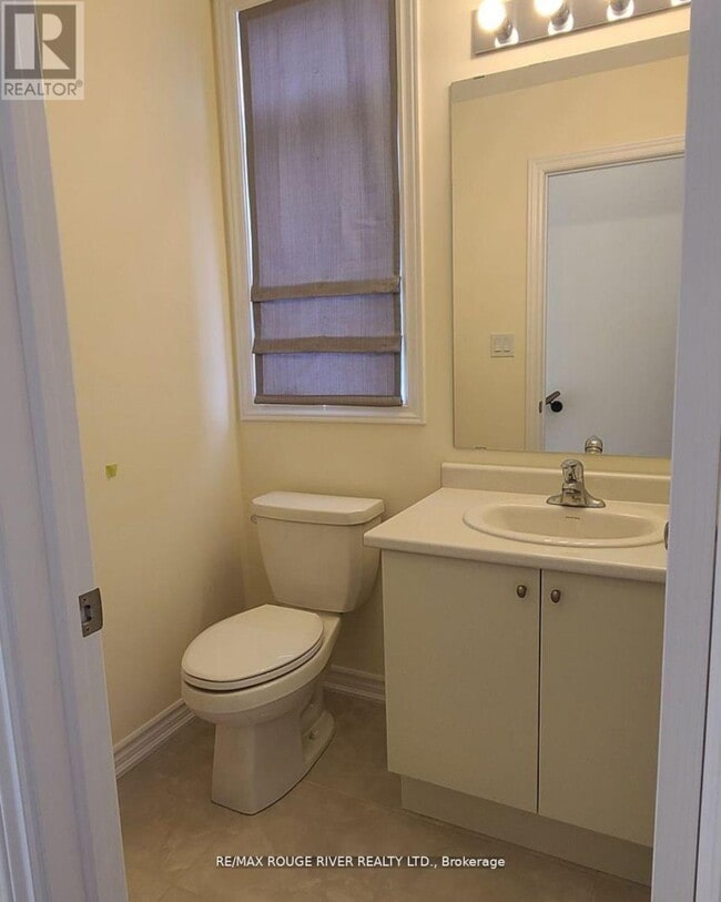 Building Photo - 72 Hickey Ln