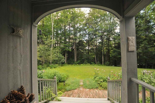 Foto del edificio - 5 Bunker Dr