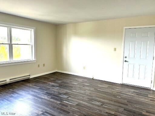 Building Photo - 405 Colonial Dr
