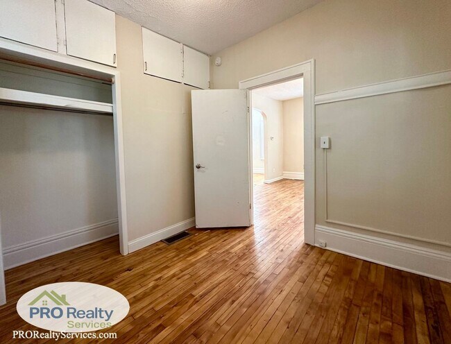 Foto del edificio - 3245 Cedar Ave S