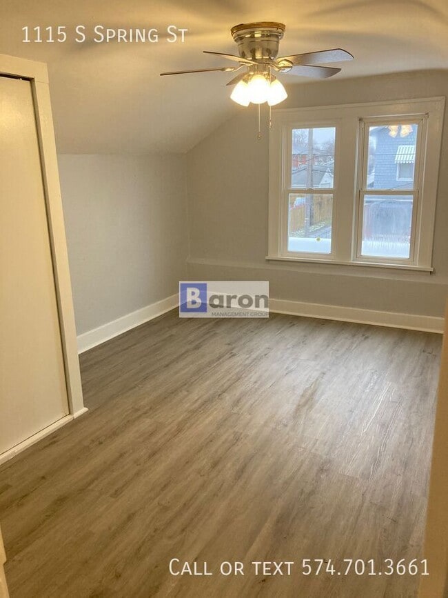 Foto del edificio - 1115 S Spring St