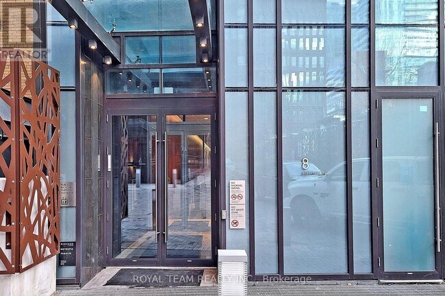 Building Photo - 8 Eglinton Ave E