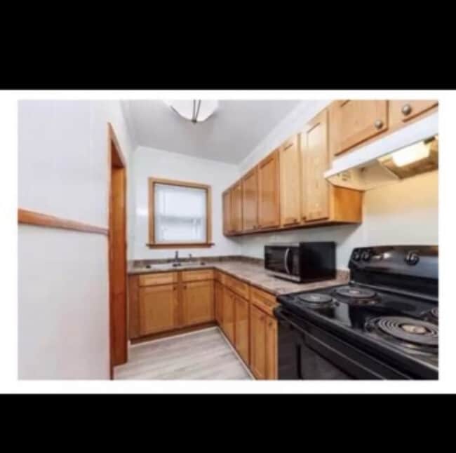 Building Photo - 53 Granite St