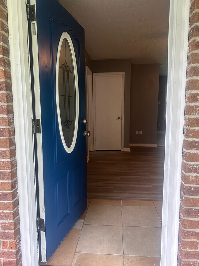 Foto del edificio - 3582 Greenwood Dr