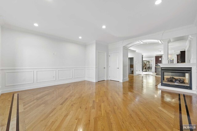 Foto del edificio - 236 Columbia Ave