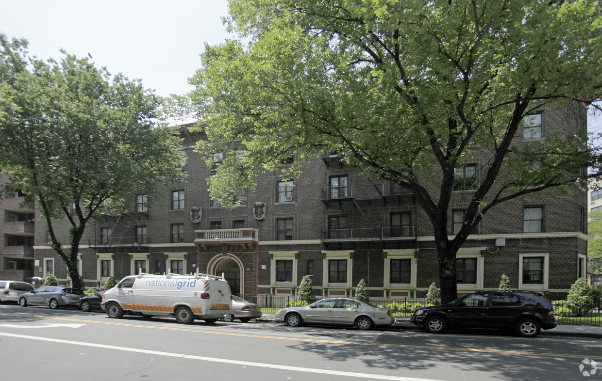 Building Photo - 446 Ocean Ave