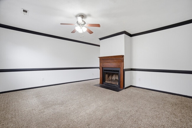 Foto del edificio - 639 Mill Landing Rd