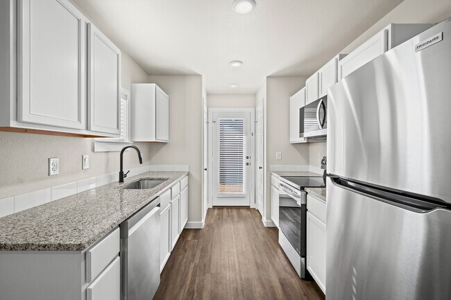 Foto del edificio - Like - New Construction 3-Bedroom Home in Harvest with Frenship Schools – Ready to Move In!