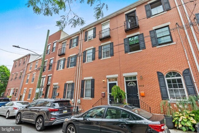 Building Photo - 1135 N Orianna St