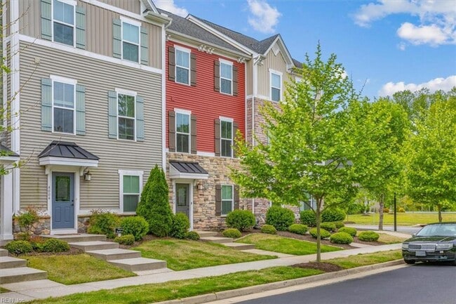 Photo - 3 bedroom/ 2 full bathroom and 1 half bathroom -Villages at Candle Station Apartment