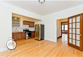 Building Photo - 6829 W 21st Pl