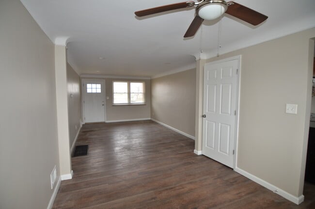 Building Photo - 7841 Matson Ct