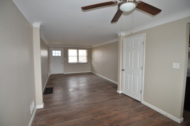 Foto del edificio - 7841 Matson Ct