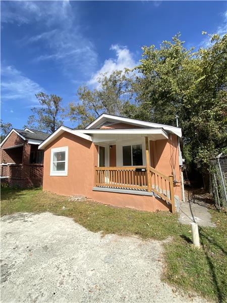 Primary Photo - 1308 Golden St