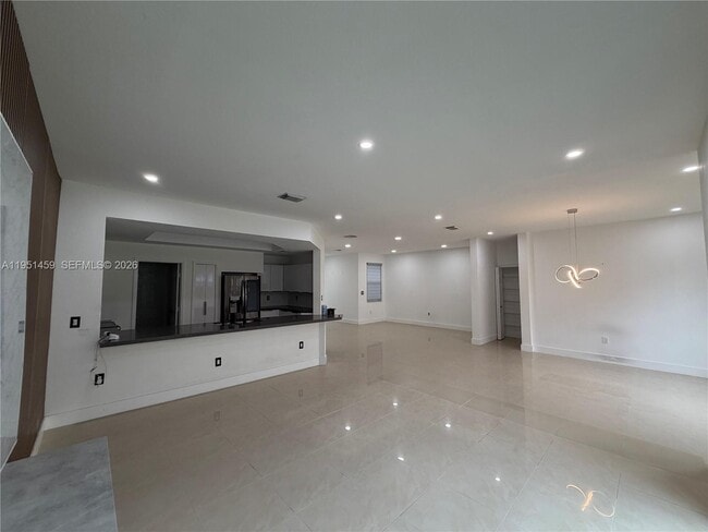 Foto del edificio - 8415 NW 108th Pl