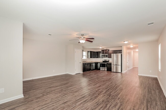 Foto del edificio - 6364 Avery St SW