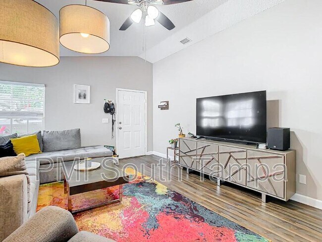 Foto del edificio - 2760 Braham Ct