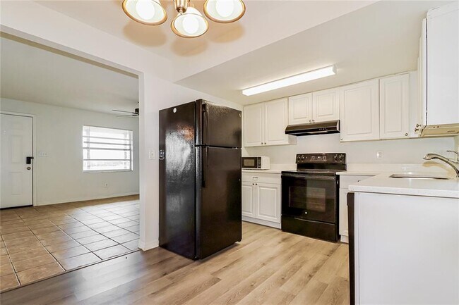 Foto del edificio - 2740 38th St S