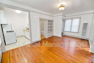 Building Photo - 639 Carolina St