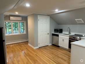Building Photo - 1 Punch Bowl Dr