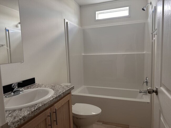 Building Photo - 10787 SW 30th Ct