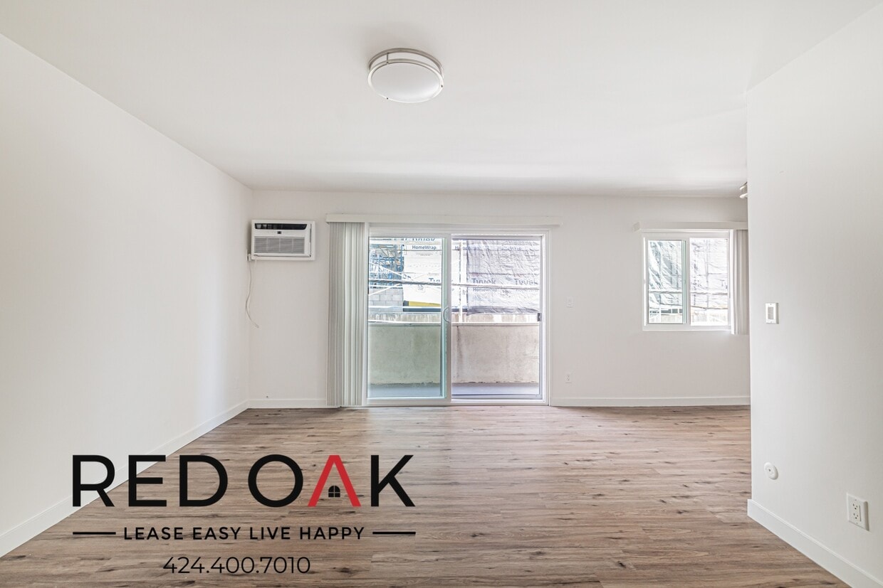 Foto principal - 410-414 Manhattan Pl